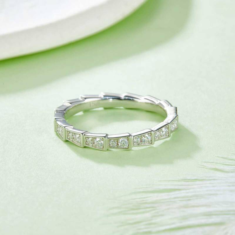 Mechanical Snake S925 Silver Plated Platinum Moissanite 50 Points D-Grade